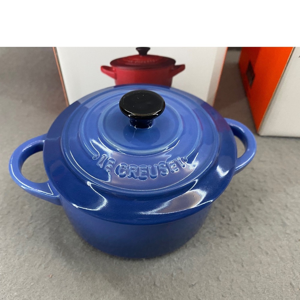 Le Creuset Set of 2 Mini Round Cocotte 8oz Cobalt Blue Stoneware PG1160-10 NEW